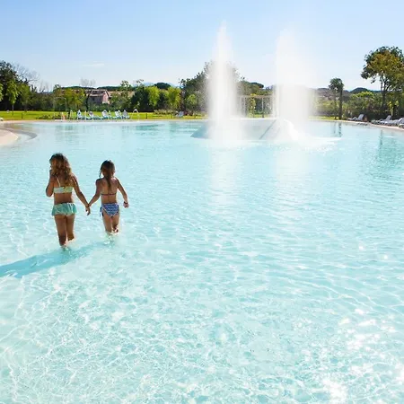 Campsite Etruria Camping Village Marina di Castagneto Carducci